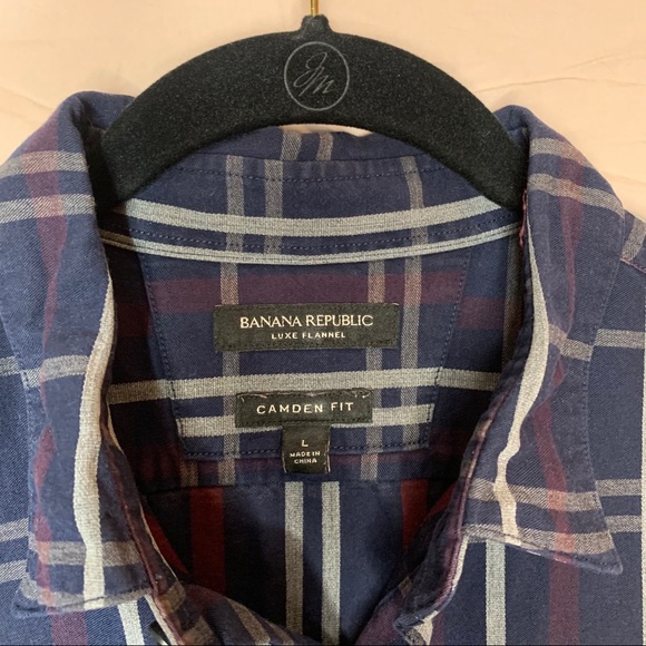 Banana Republic men’s luxe flannel button-down - Picture 3 of 3